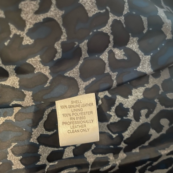 D & Co Sz XS Blue Leather Jacket with Lapels and Front Zip NWT - Picture 4 of 5